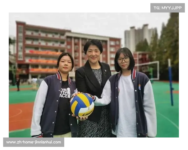 上海排球赛引入星耀官制度 李国君等名宿现场指导赛事升级 上海排球赛引入星耀官制度 李国君等名宿现场指导赛事升级